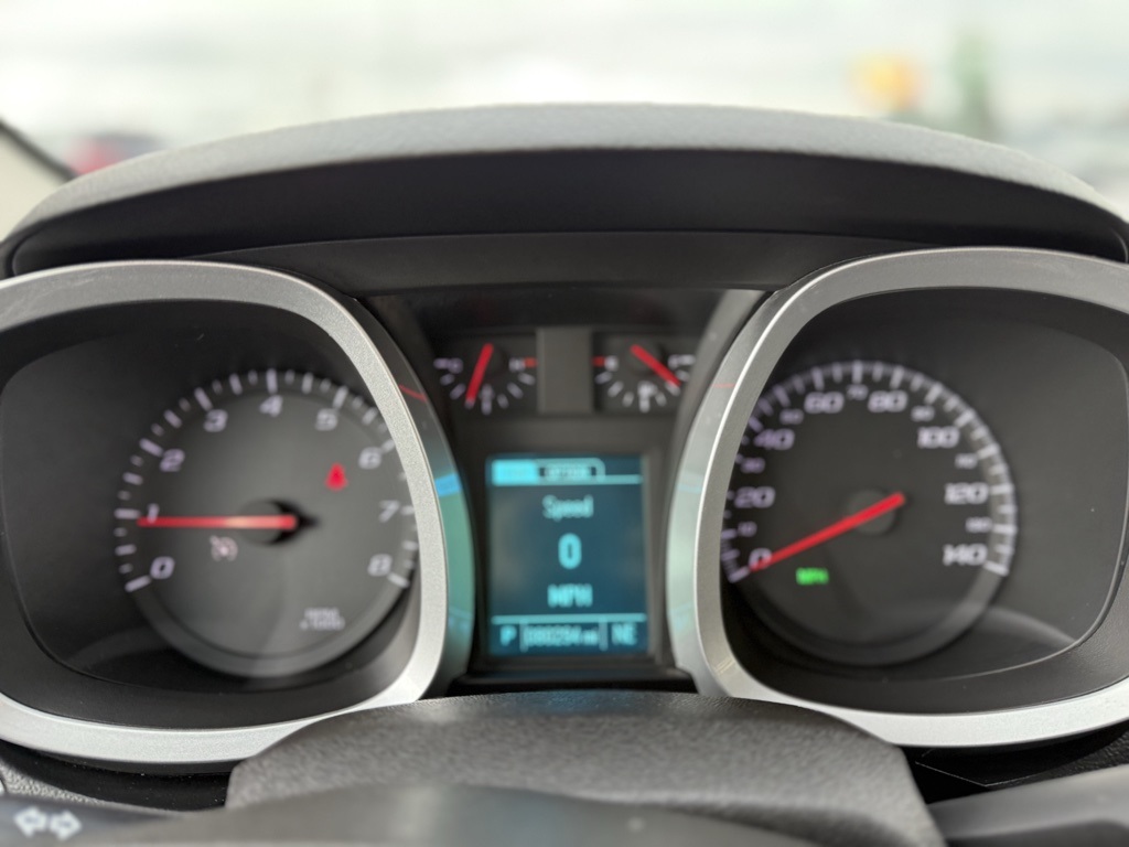 2015 Chevrolet Equinox LS photo 18