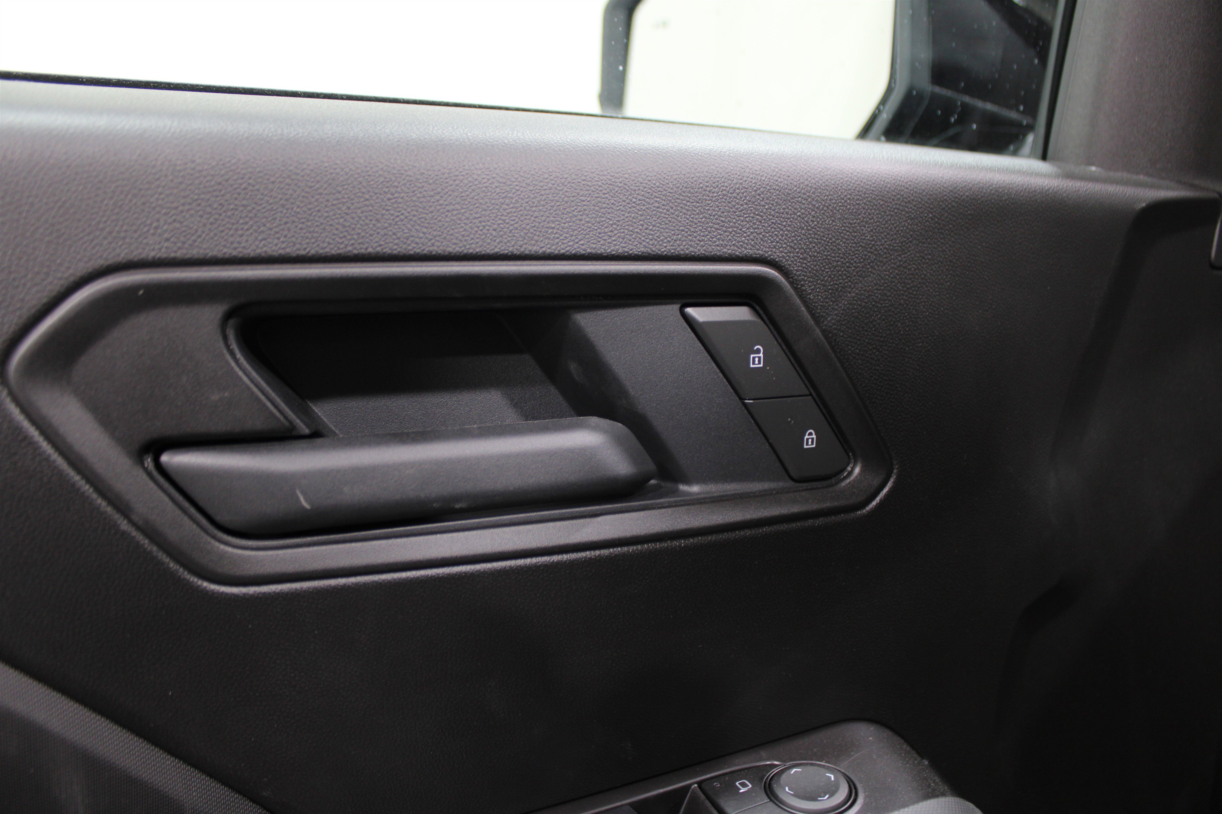 2026 Chevrolet Colorado Trail Boss photo 4