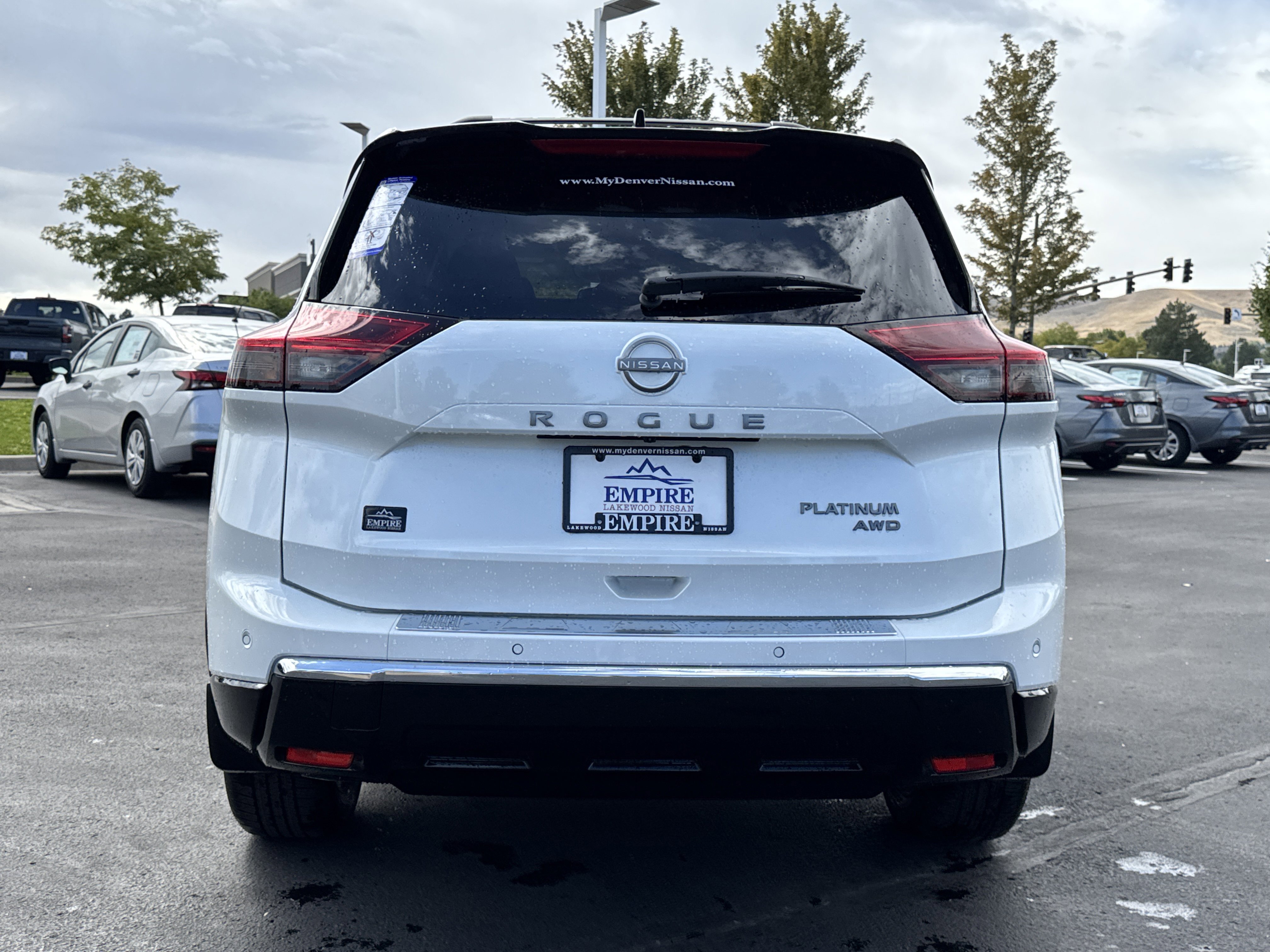 2026 Nissan Rogue Platinum photo 4