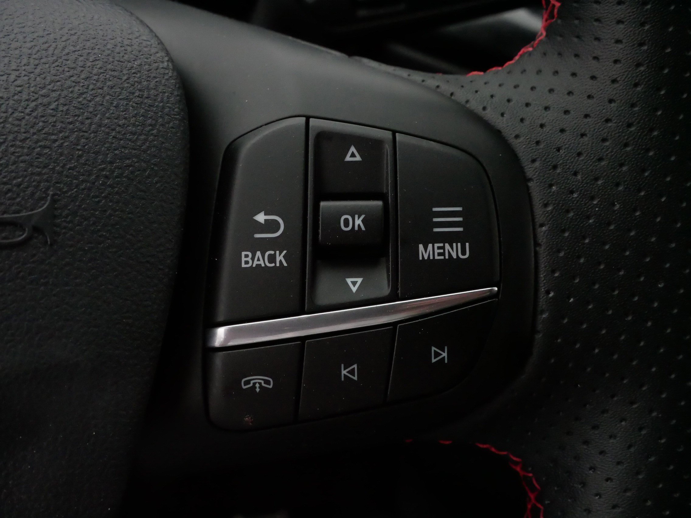 2024 Ford Escape ST-Line photo 20