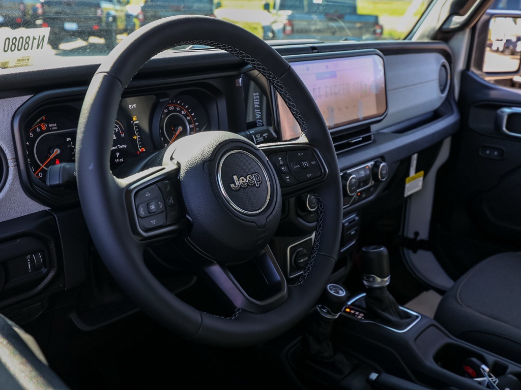 New 2026 Bright White Clear-Coat Exterior Paint Jeep Sport S image 13