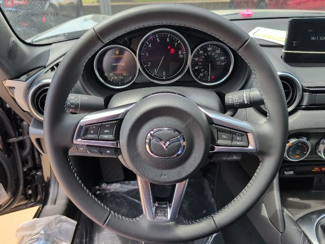 2025 Mazda MX-5 Miata Miata RF Grand Touring photo 14