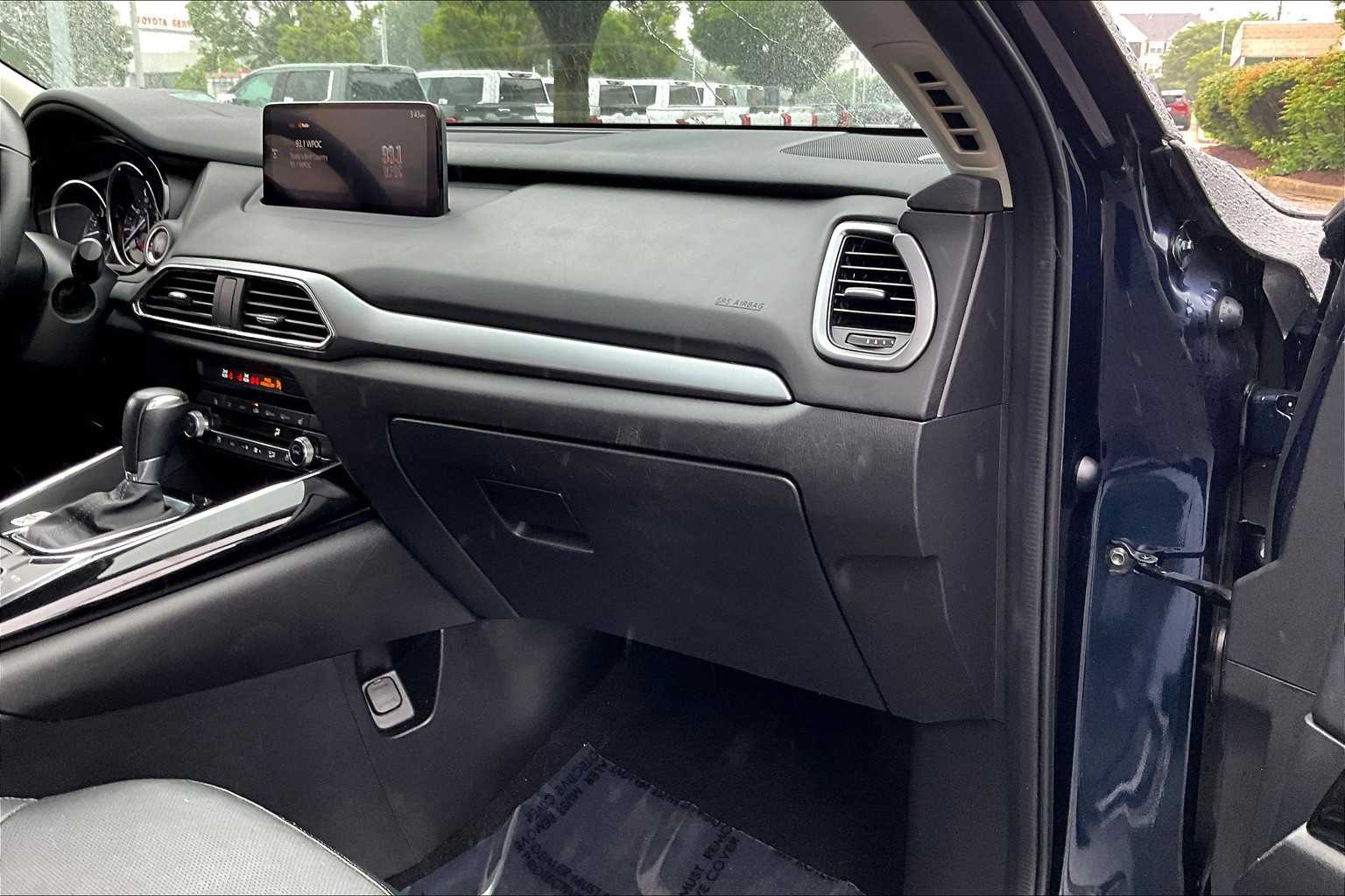 2022 Mazda CX-9 Touring photo 15
