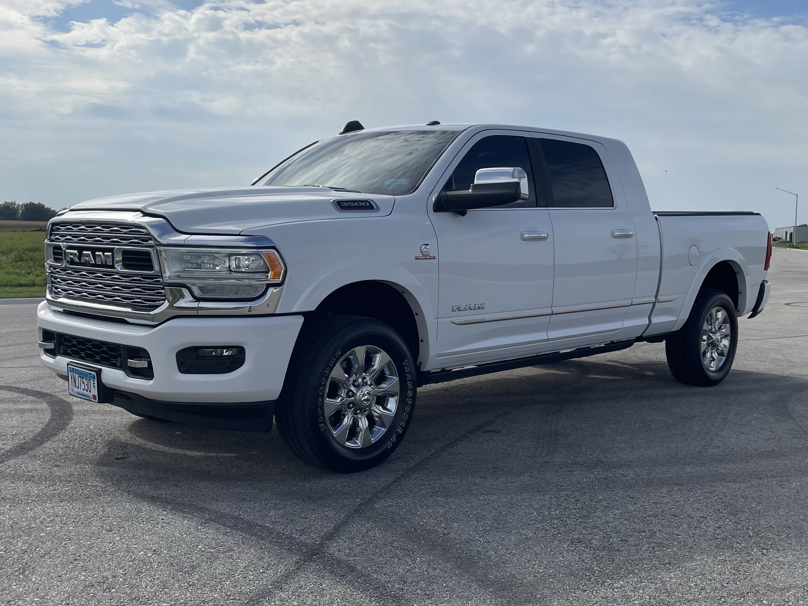 Used 2019 RAM Ram 3500 Pickup Limited with VIN 3C63R3PL6KG524392 for sale in Saint Charles, Minnesota