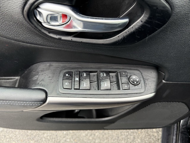 2021 Jeep Cherokee Latitude photo 11