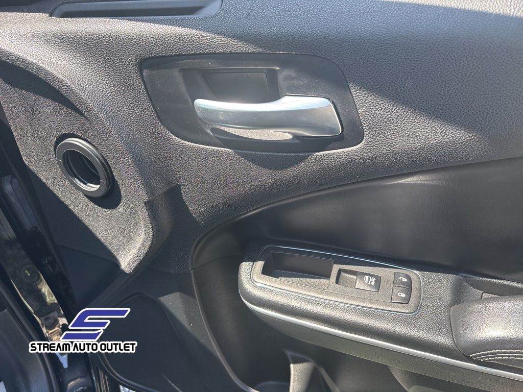 2022 Dodge Charger SXT photo 7