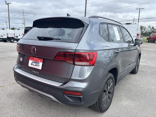 2022 Volkswagen Taos S photo 3