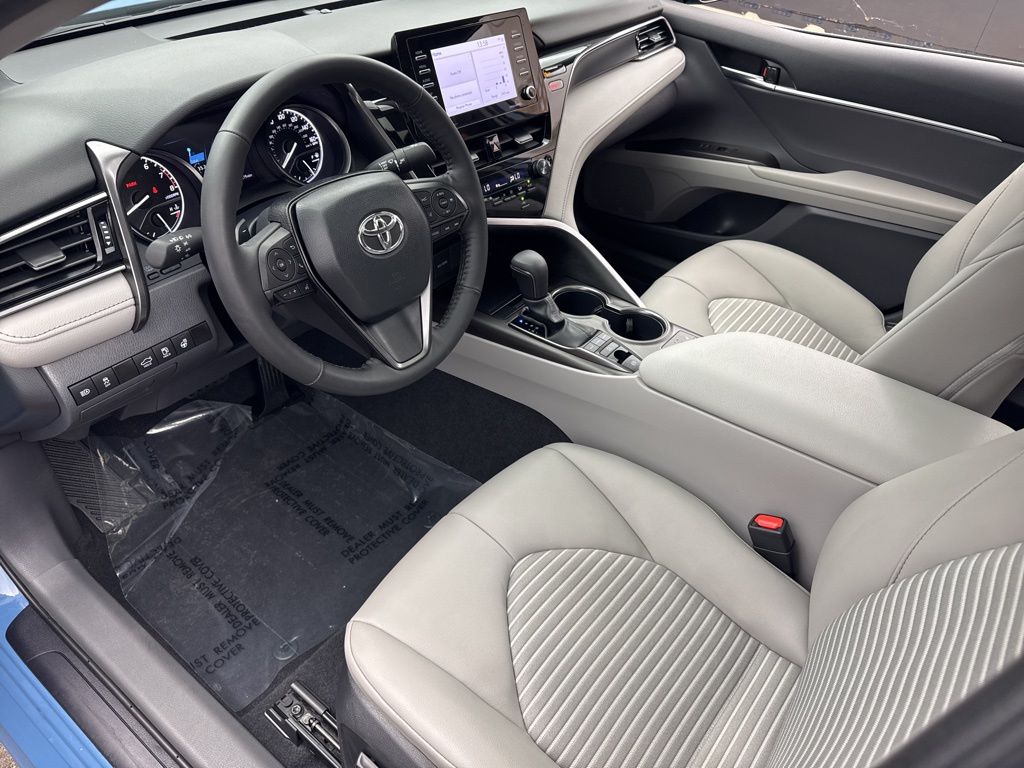 2024 Toyota Camry SE photo 10