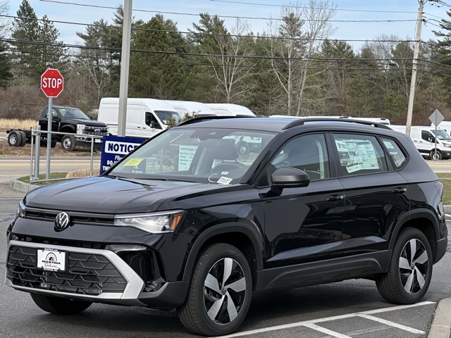 2025 Volkswagen Taos S photo 3