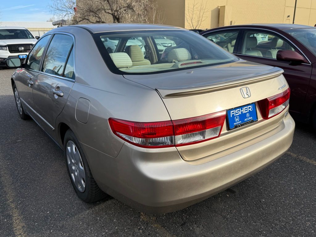 2004 Honda Accord LX photo 2