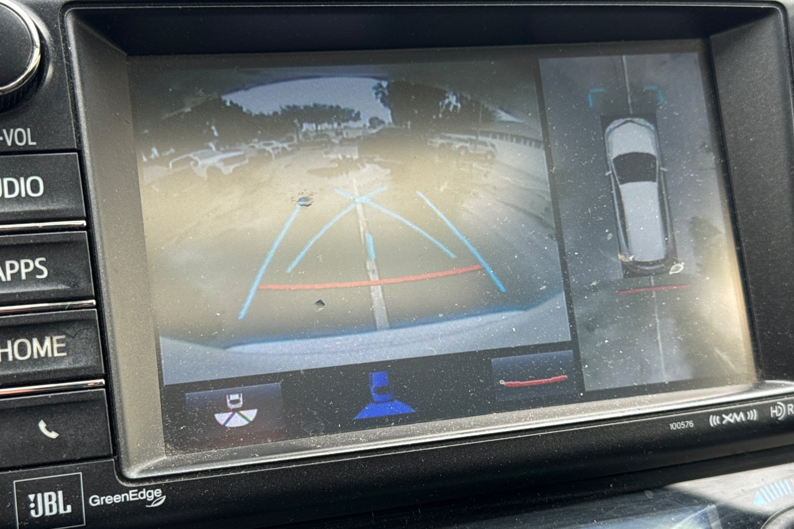 2018 Toyota RAV4 Hybrid Limited photo 17
