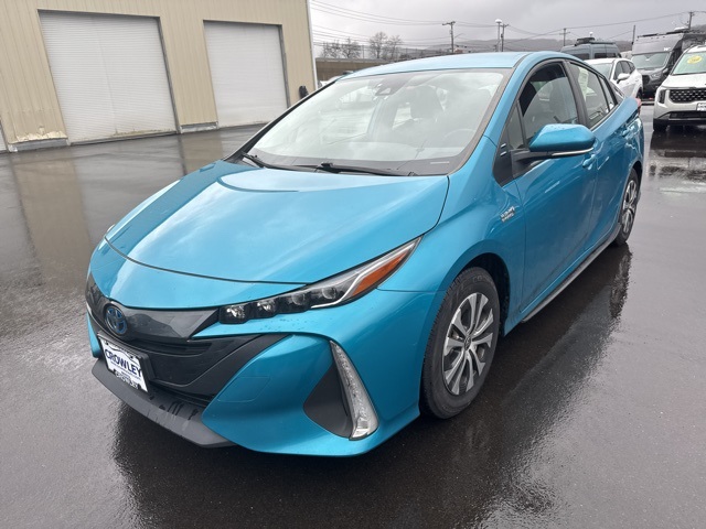 2021 Toyota Prius Prime LE's photo