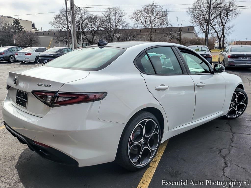 2025 Alfa Romeo Giulia Base photo 6