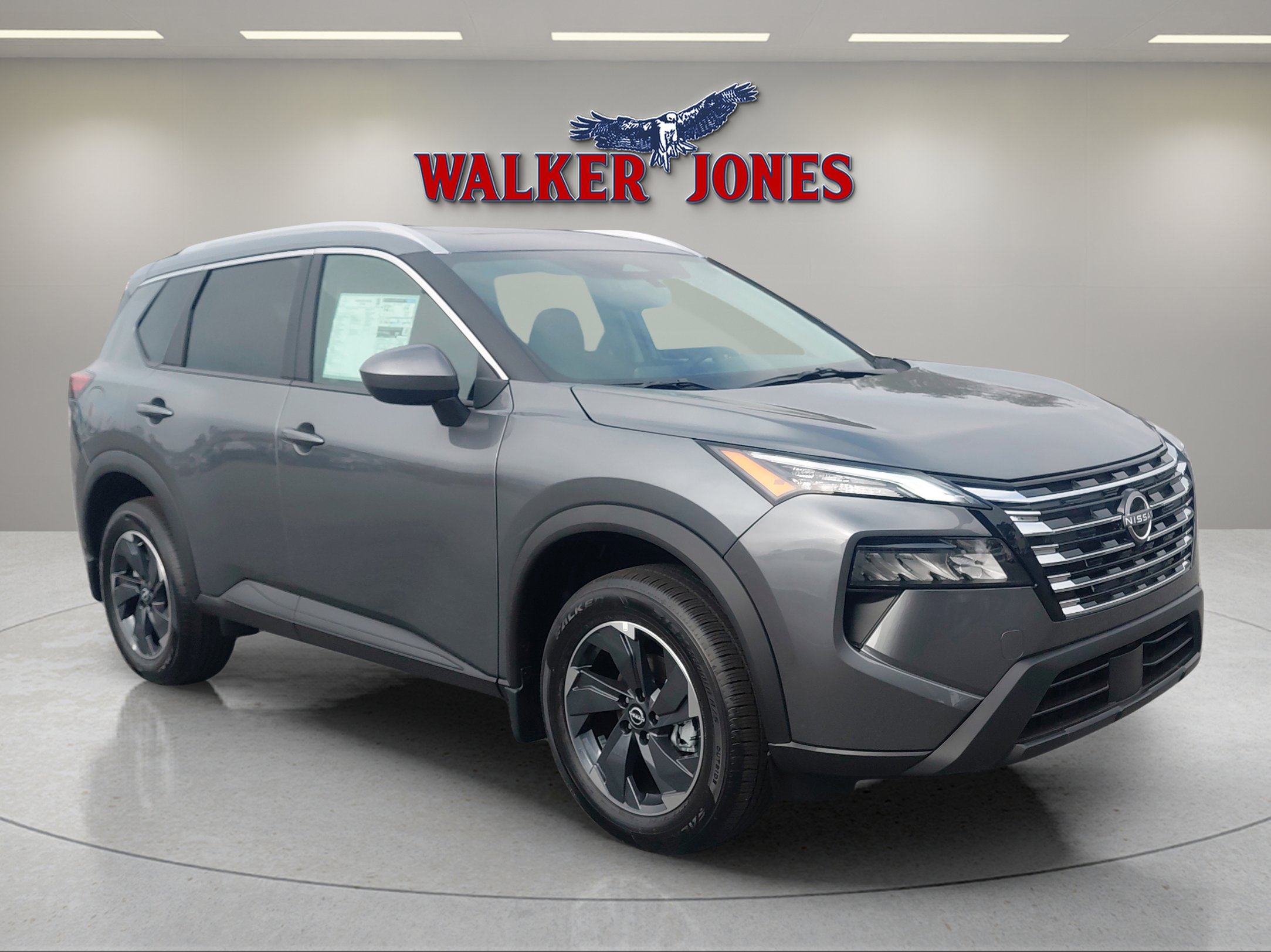 2026 Nissan Rogue SV's photo