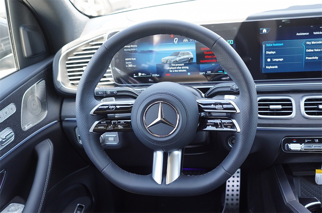2026 Mercedes Benz GLS 450 4MATIC photo 13