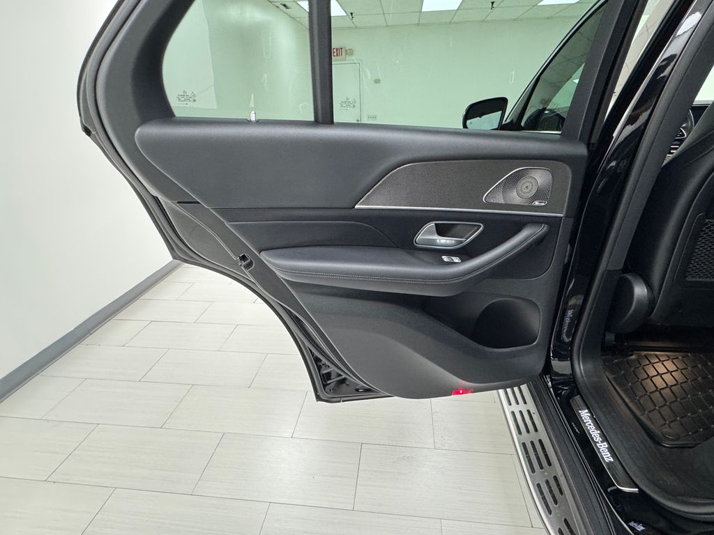 2022 Mercedes Benz GLE 350 4MATIC photo 9