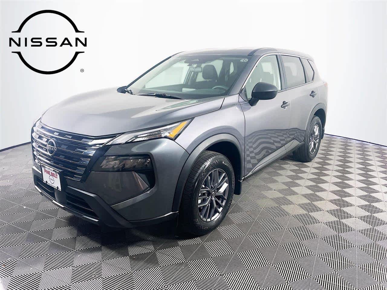 2026 Nissan Rogue S's photo