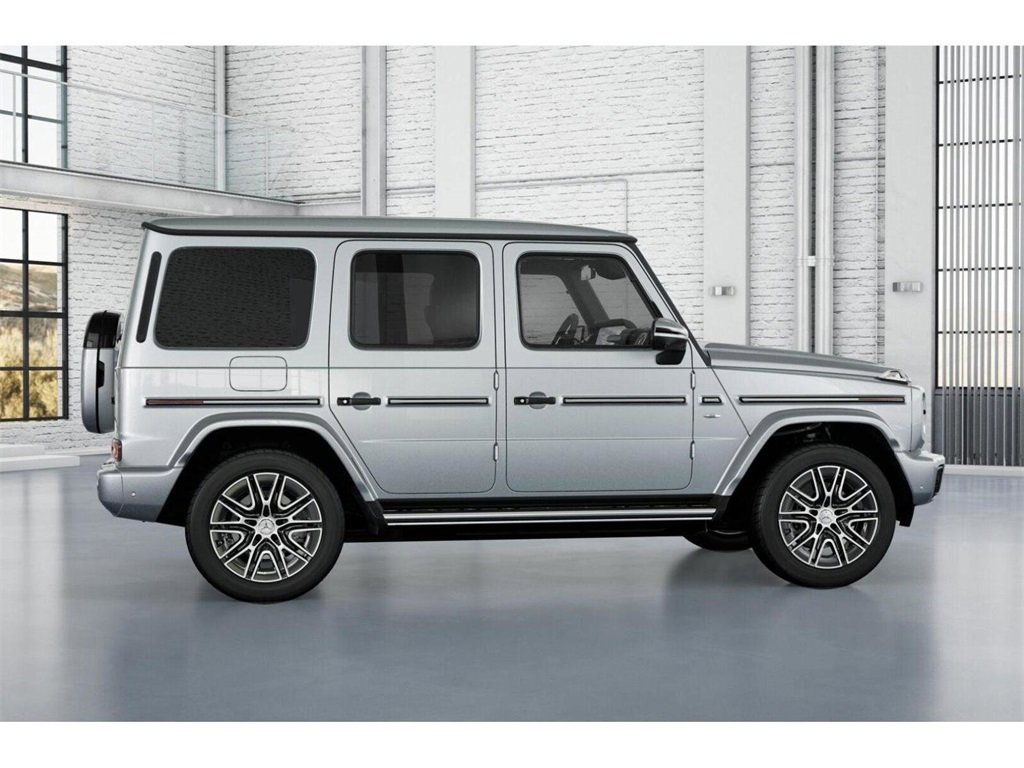 2025 Mercedes Benz G photo 16