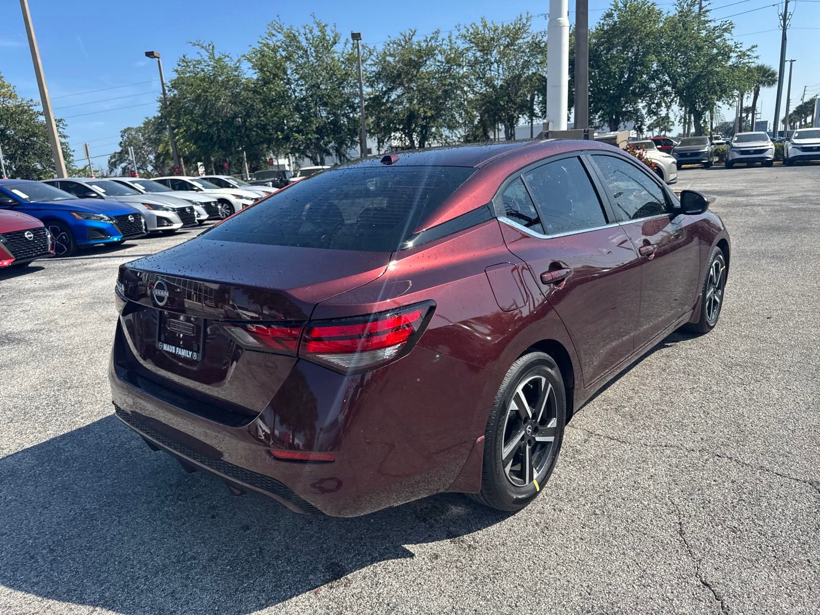 2025 Nissan Sentra SV photo 5