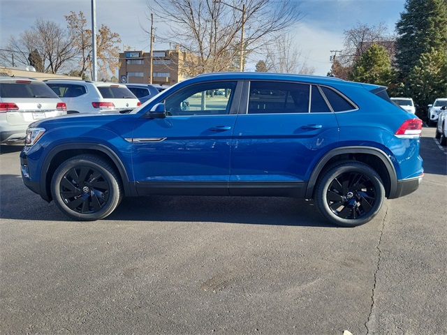 2025 Volkswagen Atlas Cross Sport SE Technology photo 2