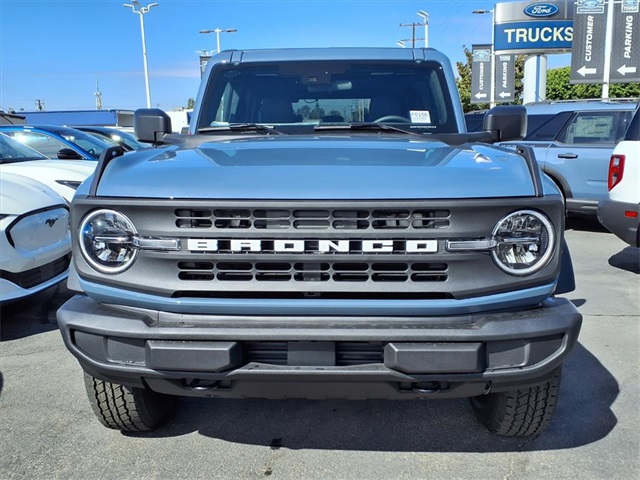 2025 Ford Bronco Big Bend photo 2