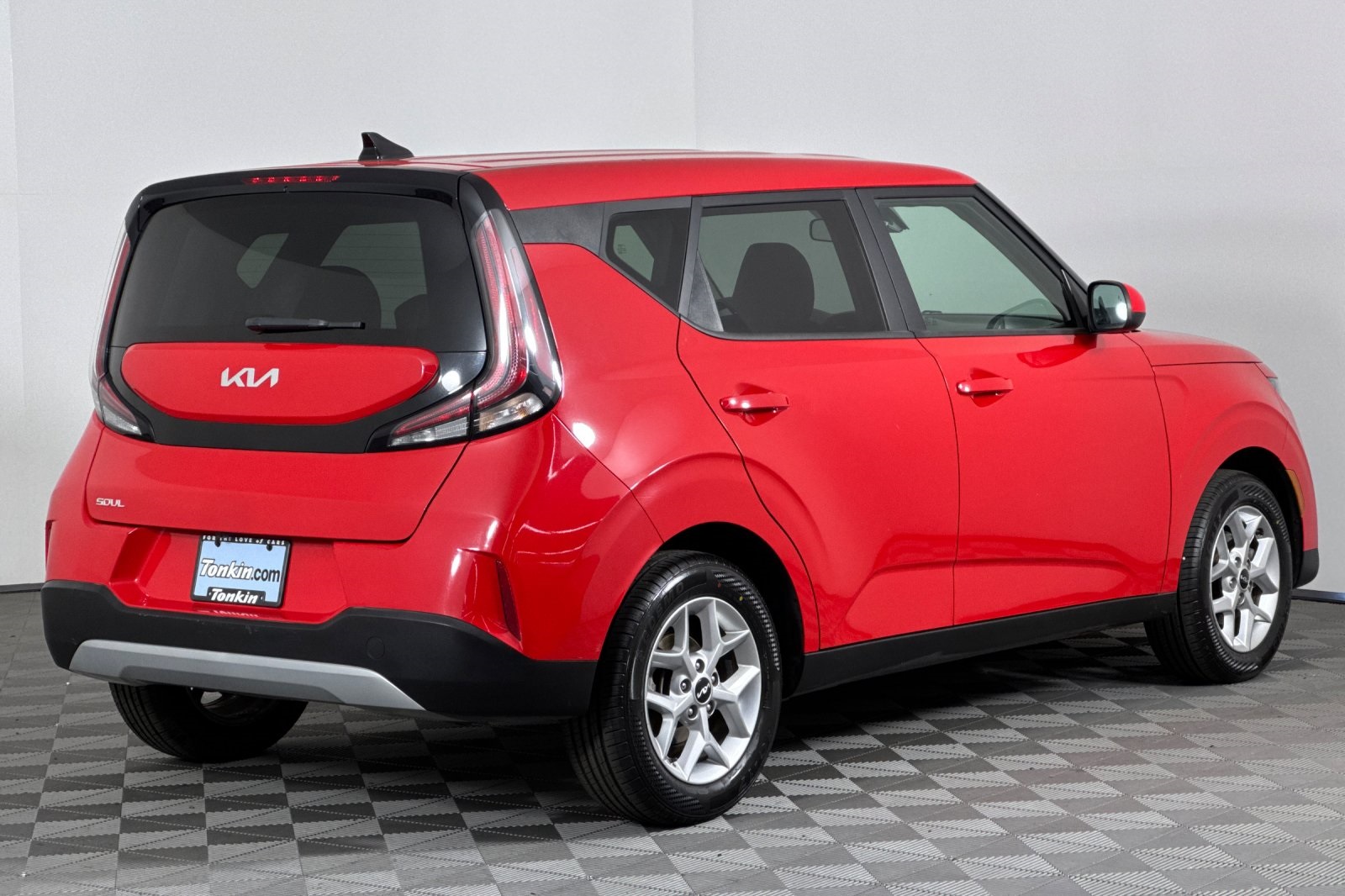 2023 Kia Soul LX photo 3