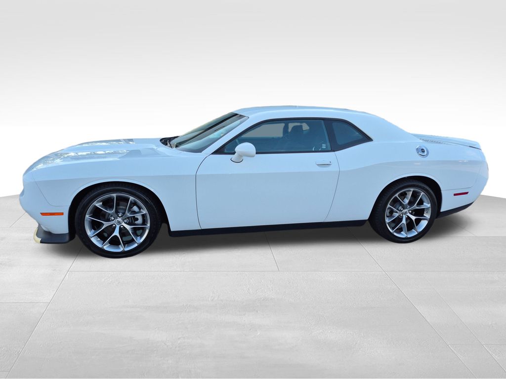 2022 Dodge Challenger GT photo 3