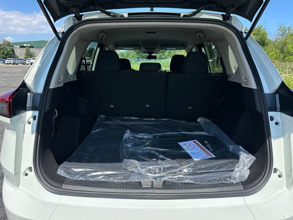 2026 Nissan Rogue S photo 30