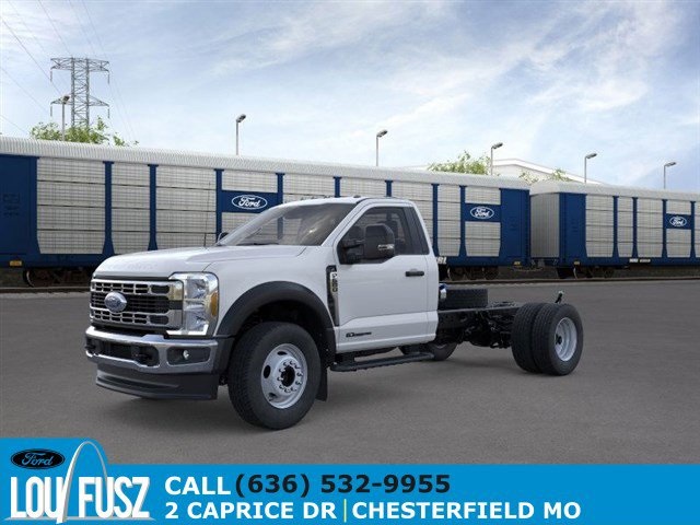 2026 Ford F-600 Super Duty Chassis Cab's photo