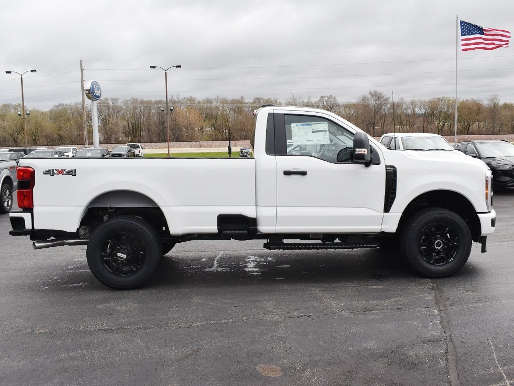 2025 Ford F-350 XL photo 10