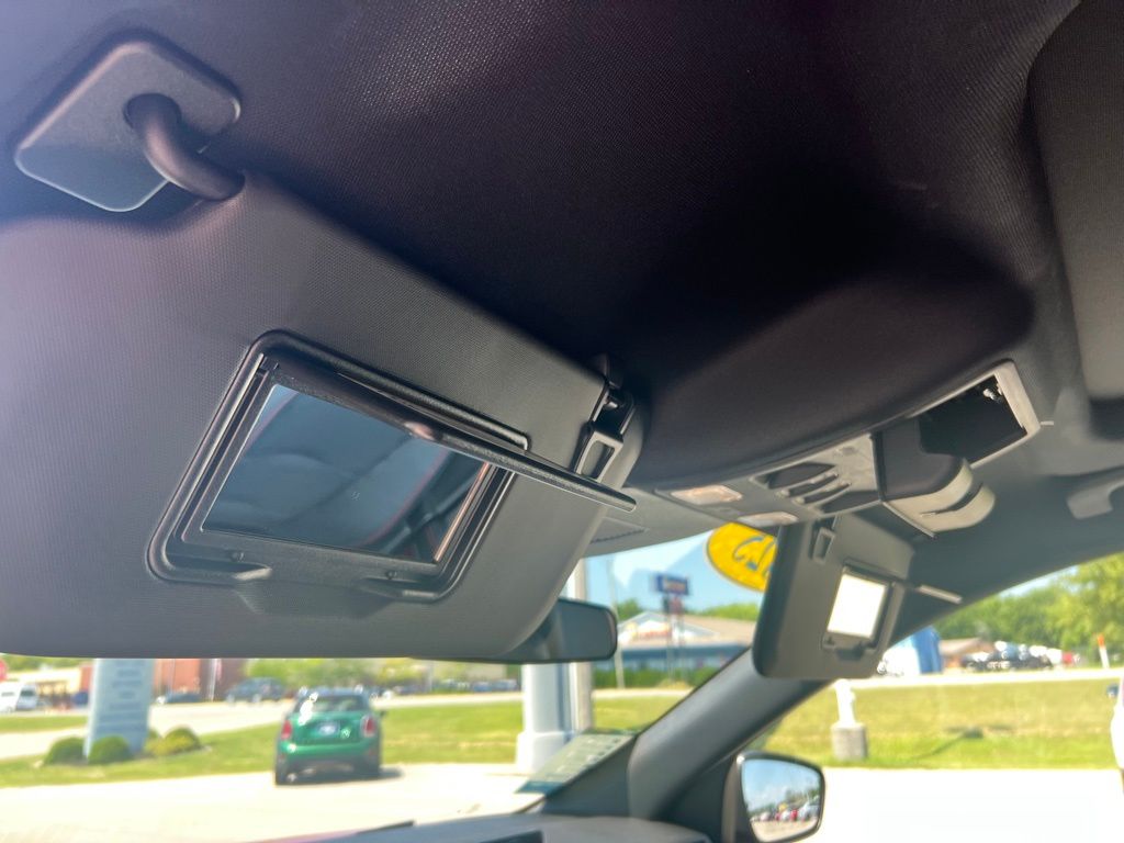 2025 Ford Escape ST-Line photo 6