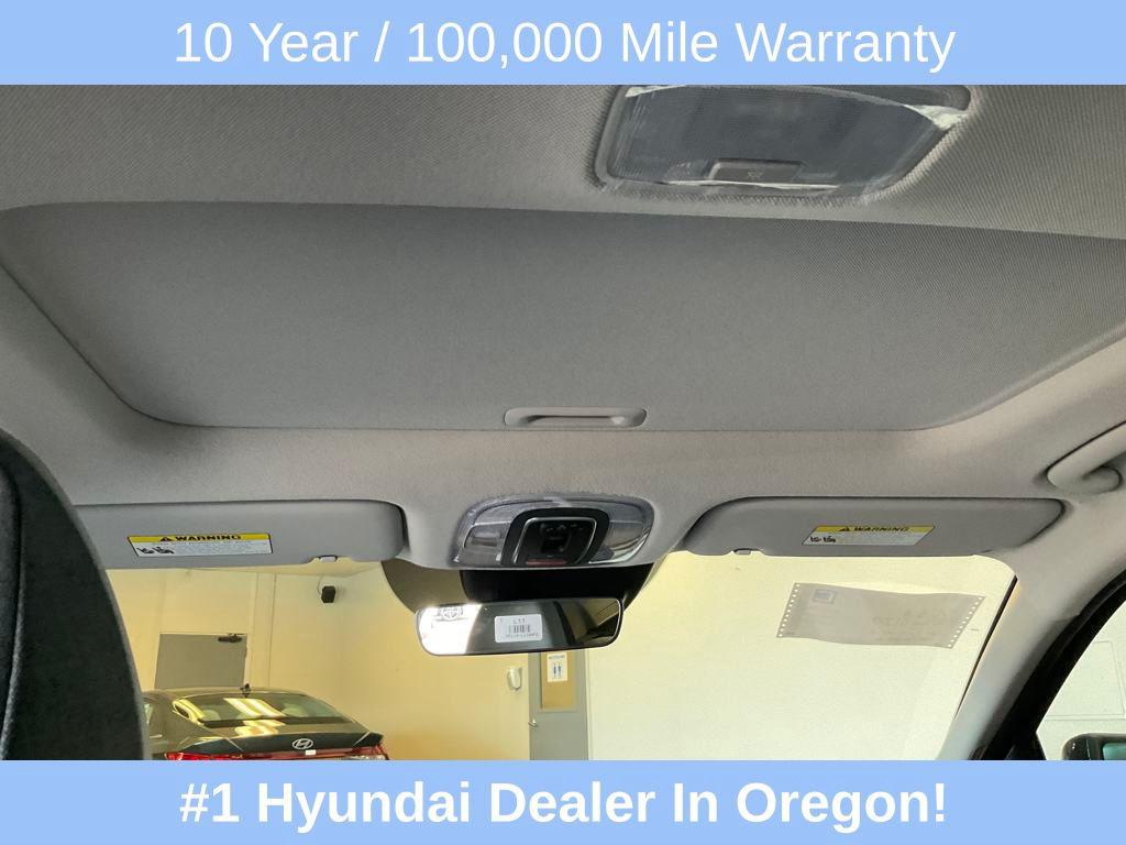 2025 Hyundai Elantra Hybrid Limited photo 13