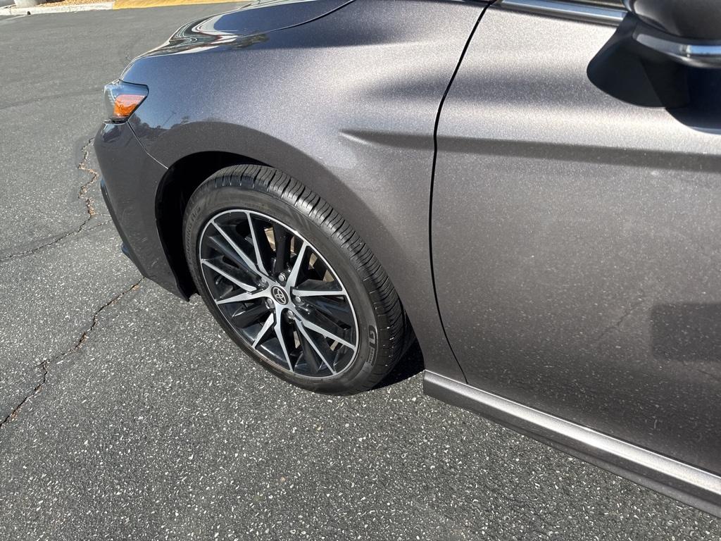 2022 Toyota Camry SE photo 10