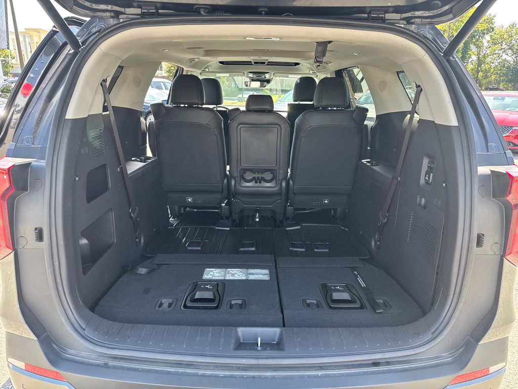 2025 Kia Carnival SX photo 13