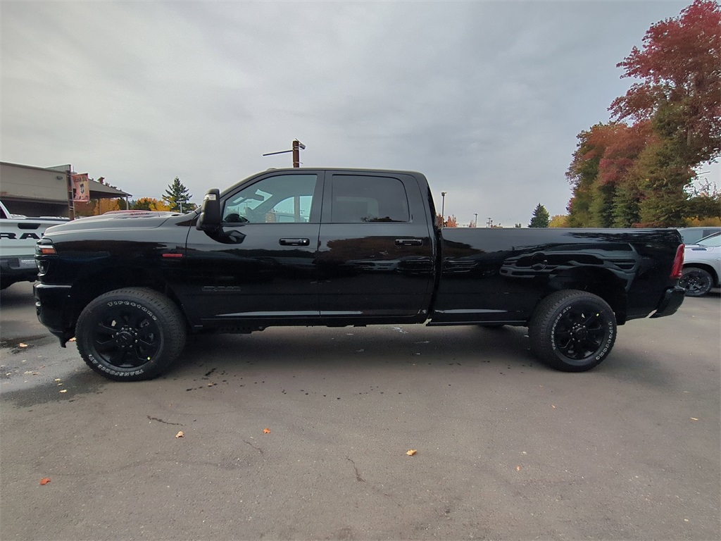 2026 Ram 3500 Laramie photo 4