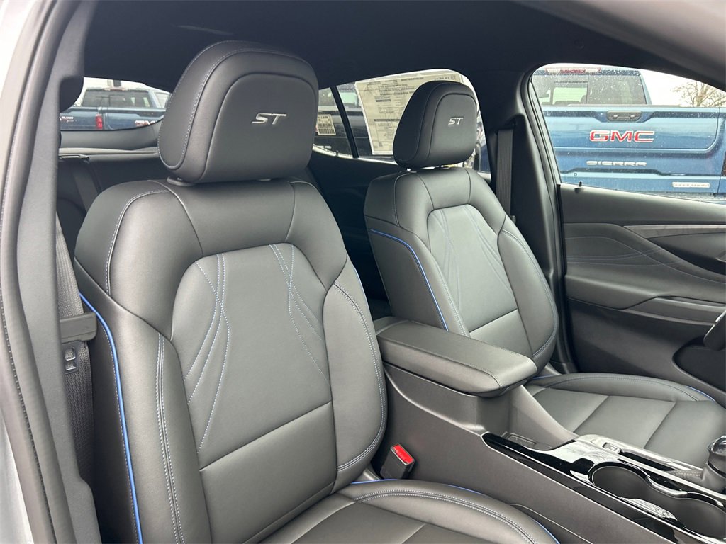 2026 BUICK ENVISTA - Image 32