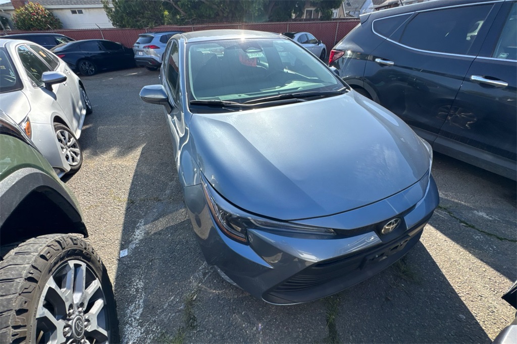 Used 2025 Toyota Corolla LE with VIN 5YFB4MDE0SP303721 for sale in Northfield, Minnesota