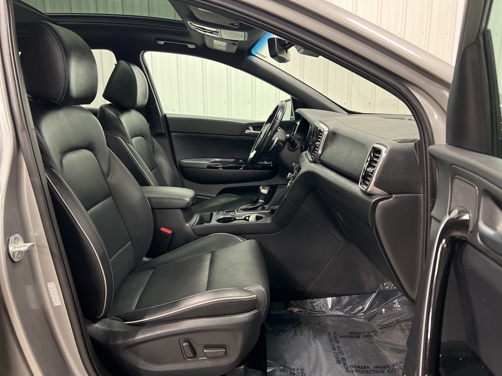 2020 Kia Sportage SX photo 8