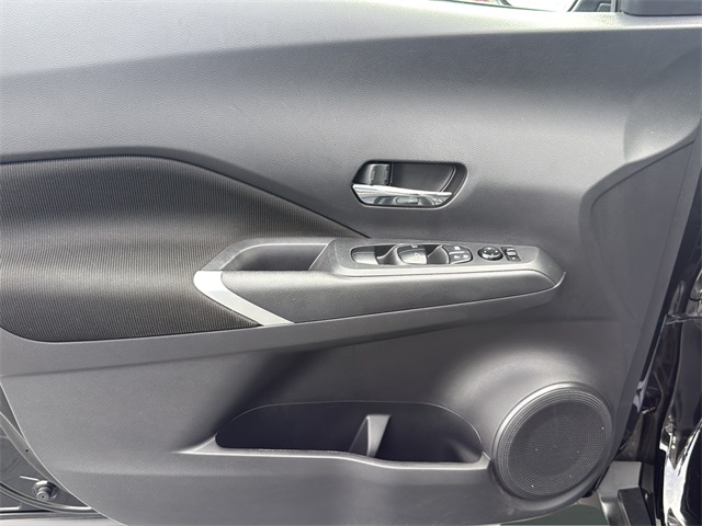 2023 Nissan Kicks SV photo 10