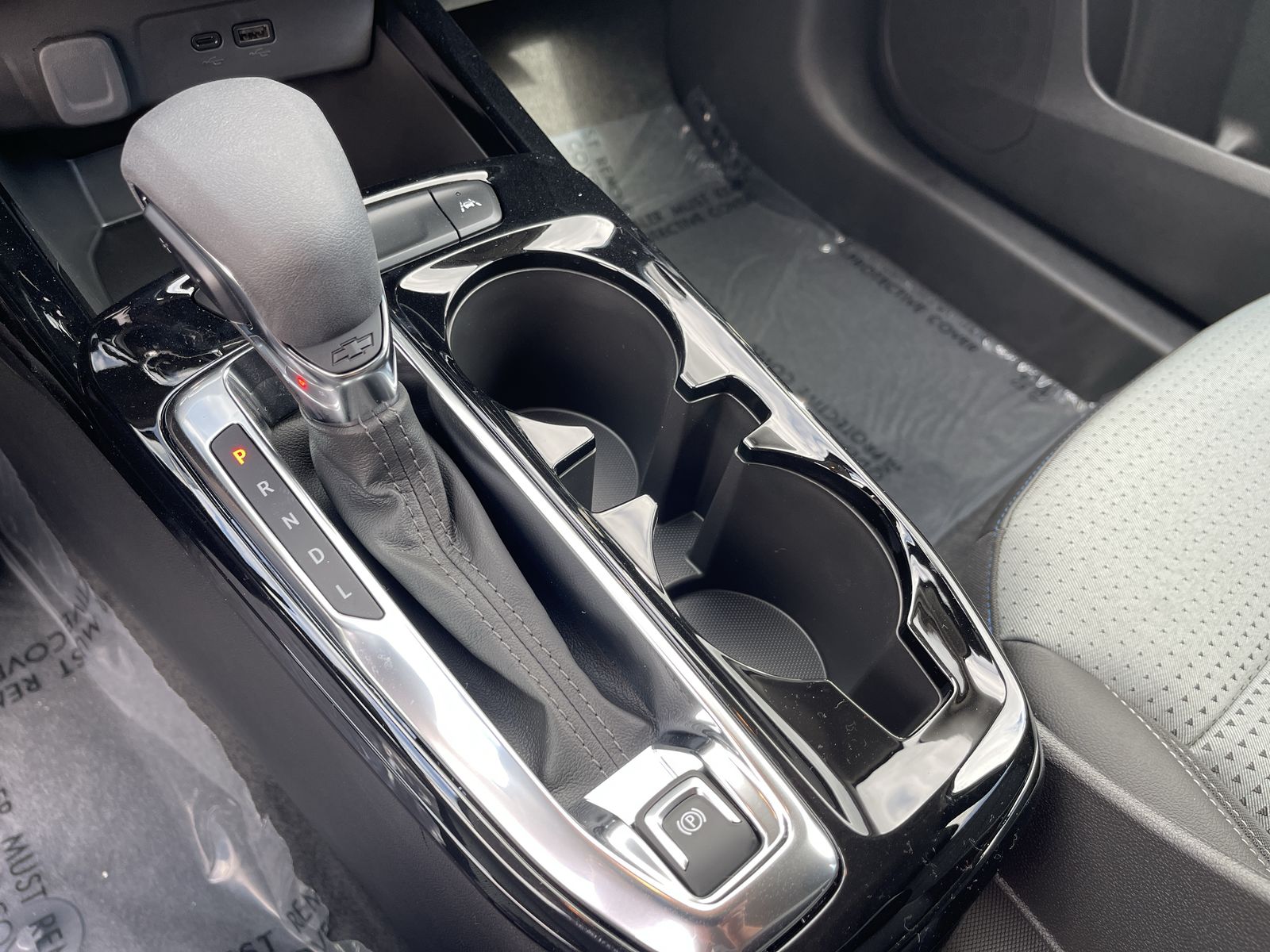 2025 Chevrolet Trax LT photo 20