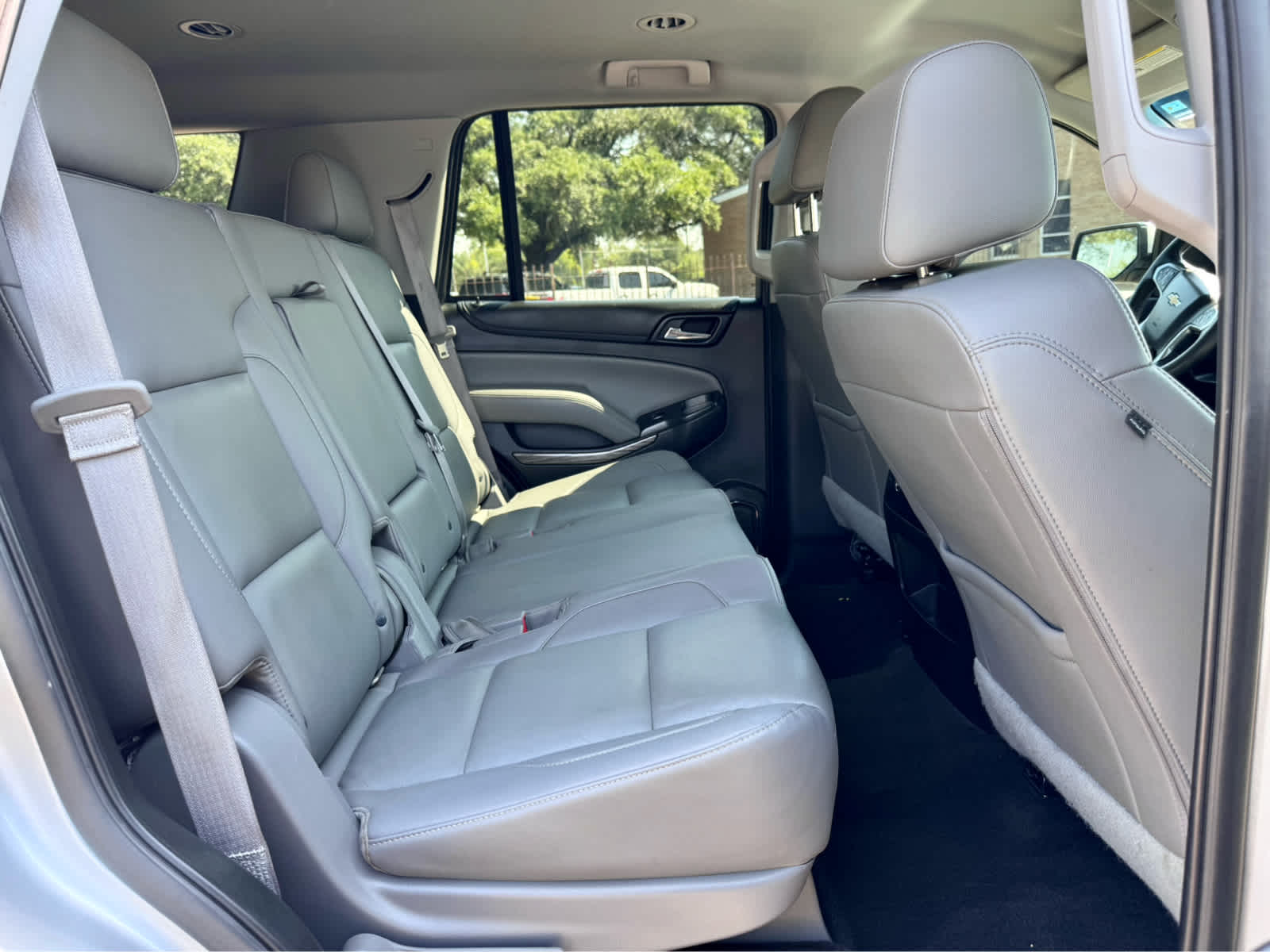 2016 Chevrolet Tahoe LT photo 9