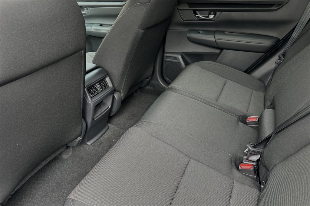 2025 Honda CR-V LX photo 10