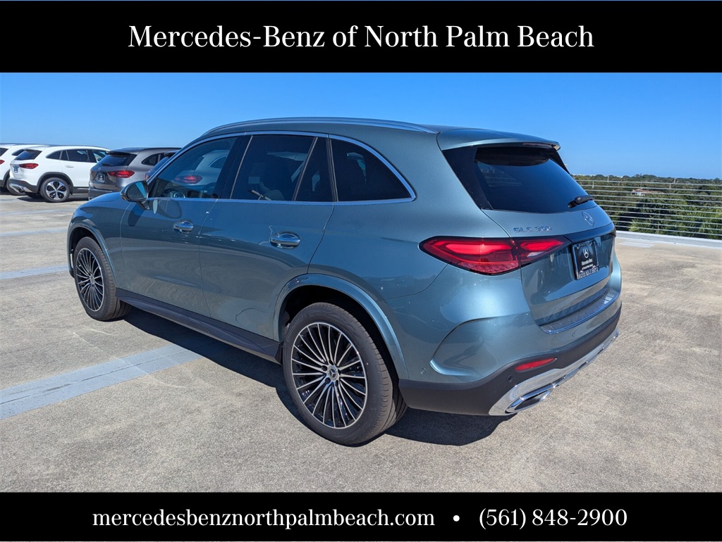 2026 Mercedes Benz GLC 300 photo 3