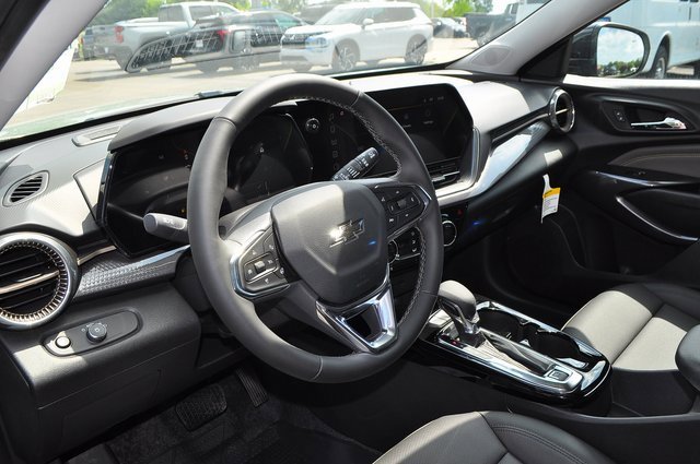 2025 Chevrolet Trax ACTIV photo 4