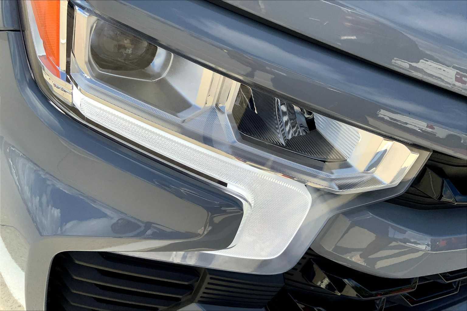 2024 Chevrolet Silverado RST photo 24