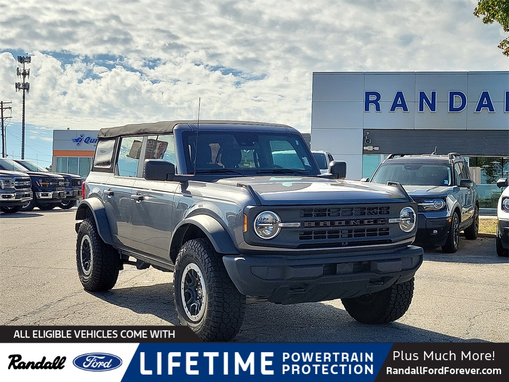 2022 Ford Bronco 4-Door Base's photo