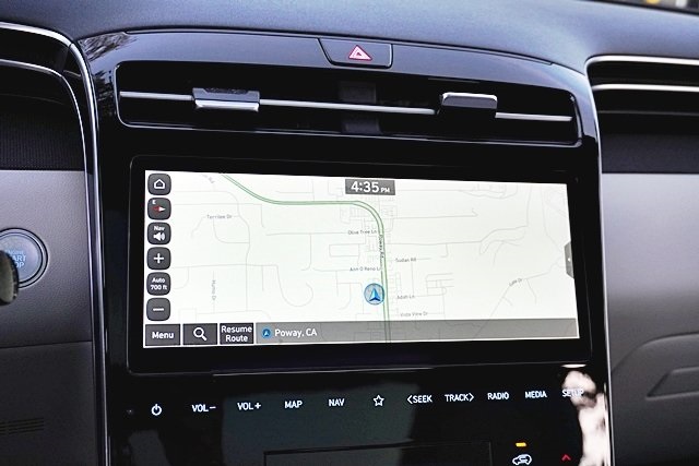 Used 2022 White Hyundai Limited image 27