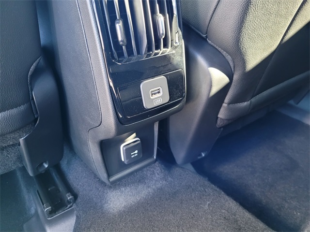 2025 Jeep Compass Latitude photo 18