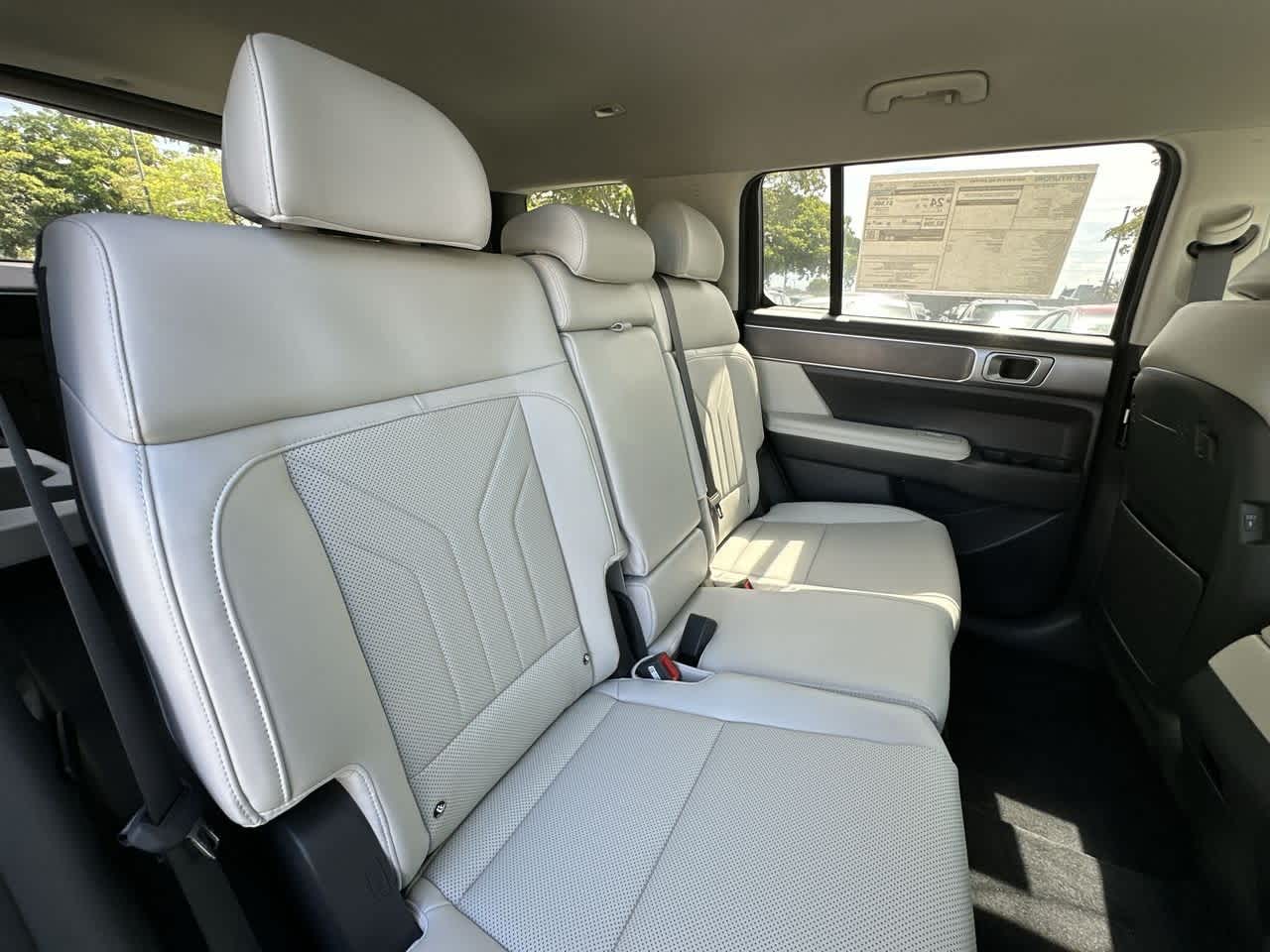 2025 Hyundai Santa Fe SEL photo 21