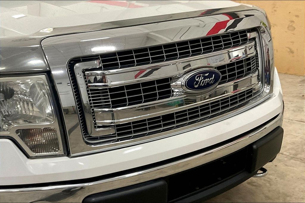 2014 Ford F-150 XLT photo 23